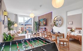 Pan-Asian Suite- Freepark+ Supra Games +Netflix + Coffee Machine- Maihom